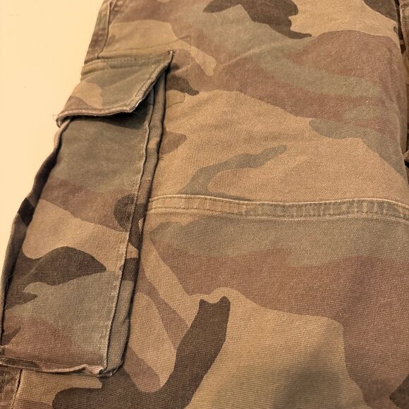 Abercrombie + Fitch Mens Camo Cargo Pants Size 32x32 - Picture 4 of 5